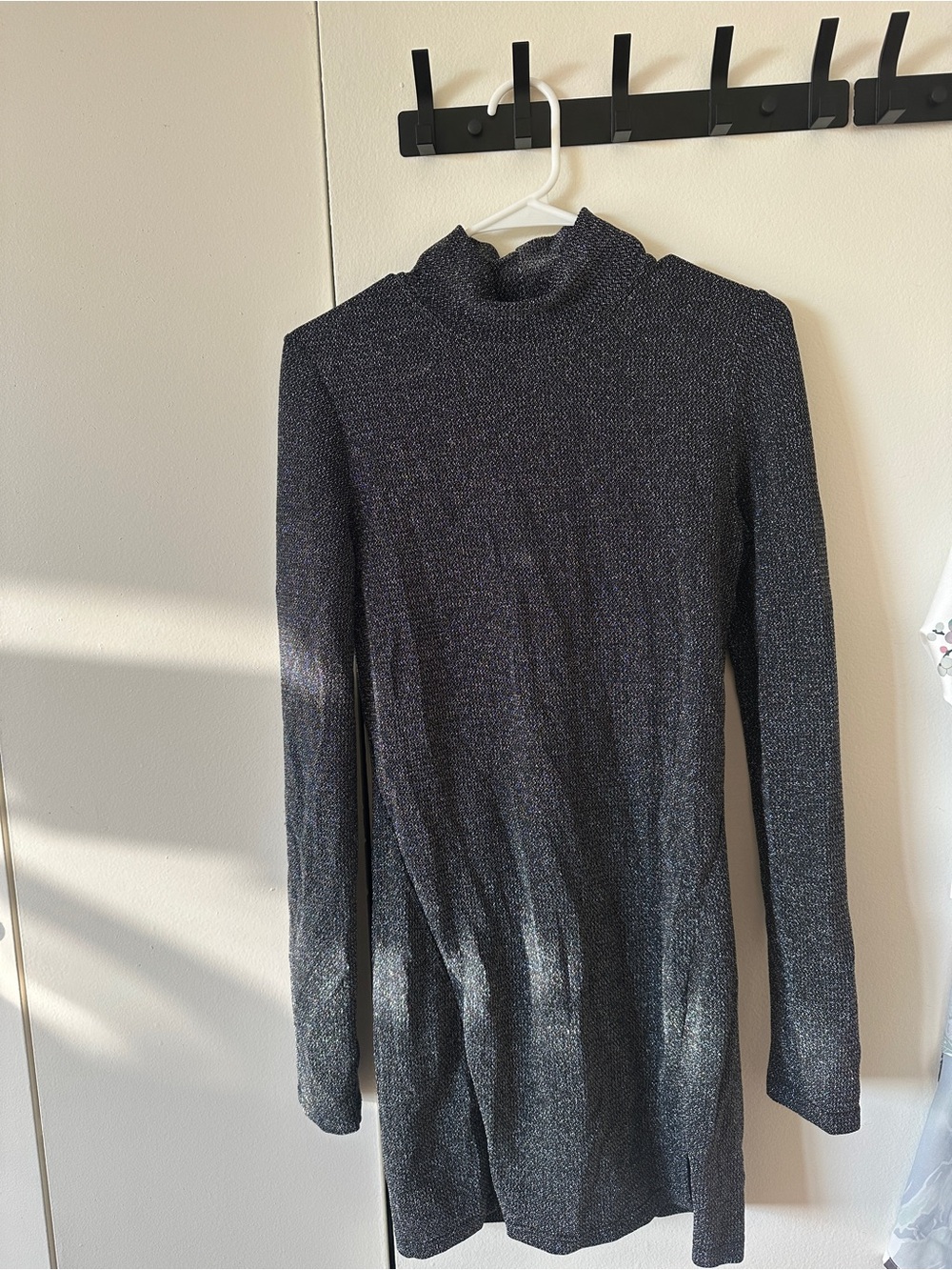 Mock neck smartly mini dress
